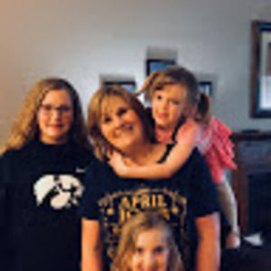 Meet your Posher, Debbie